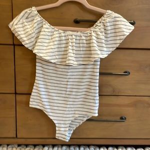 Jcrew Womens xs adorable ruffle bodysuit
